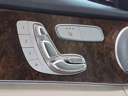 Used 2018 Mercedes-Benz C 300 Sedan image 23