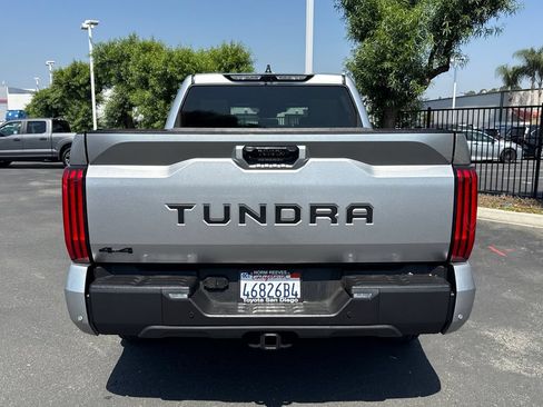 Used 2025 Toyota Tundra Limited AWD/4WD image 8