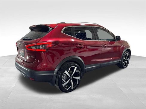 Used 2020 Nissan Rogue Sport SL image 5