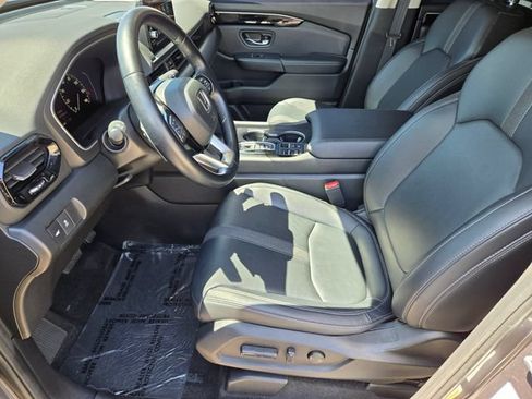 Certified 2023 Honda Pilot Touring image 14