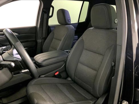 Used 2024 Chevrolet Traverse LT image 22