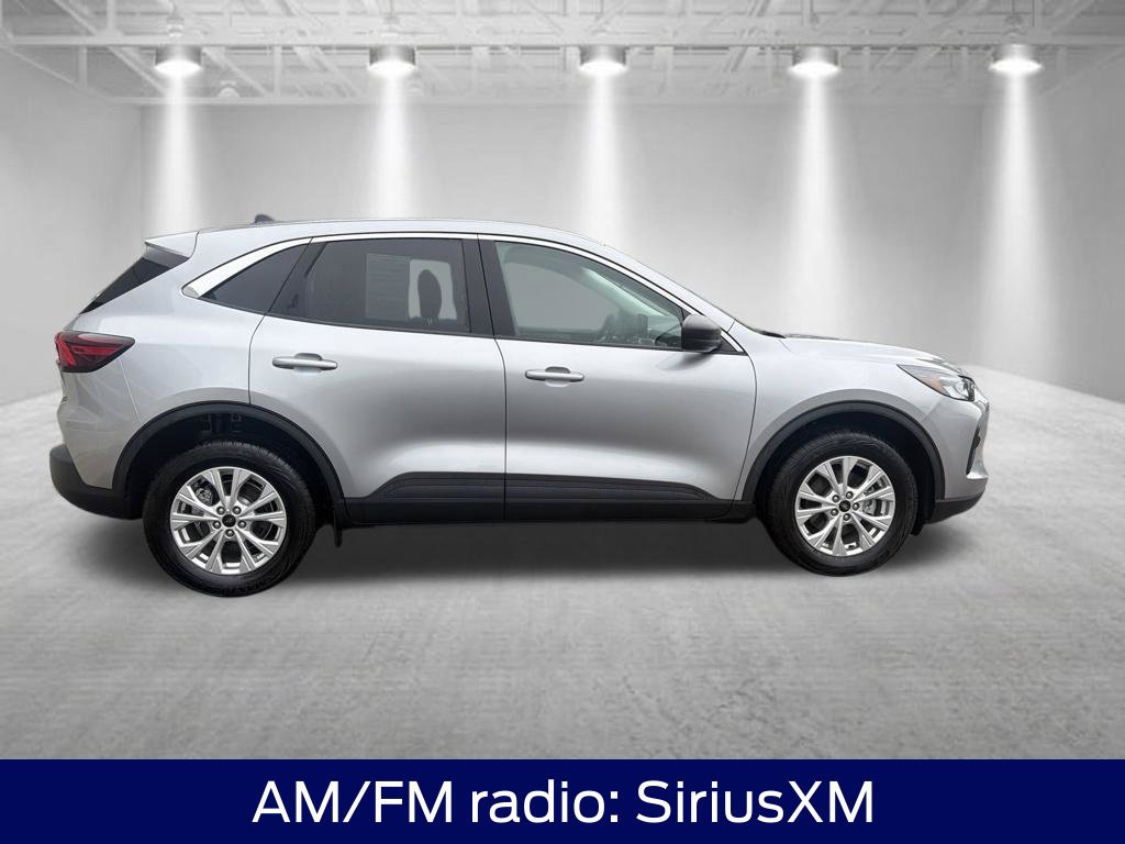 Used 2023 Ford Escape Active AWD/4WD image 9