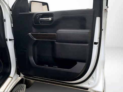 Used 2022 GMC Sierra 1500 SLT image 28