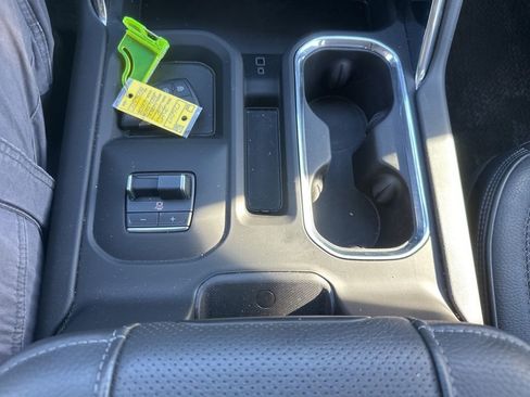 Used 2025 GMC Sierra 2500 Denali w/ Denali Reserve Package image 23