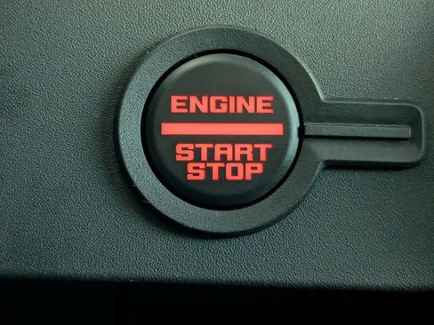 Used 2025 Ford Bronco Raptor AWD/4WD image 29