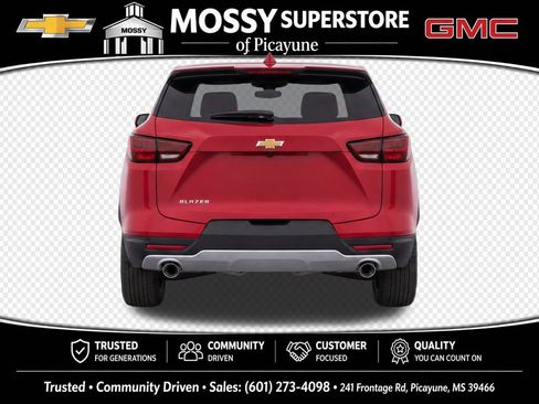 Used 2024 Chevrolet Blazer LT FWD image 8