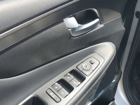 Used 2019 Hyundai Santa Fe Limited FWD image 23