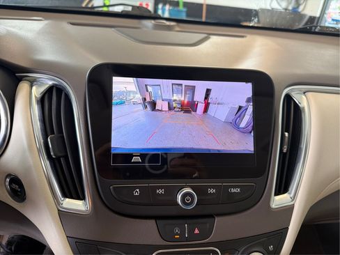Used 2024 Chevrolet Malibu LT FWD image 15