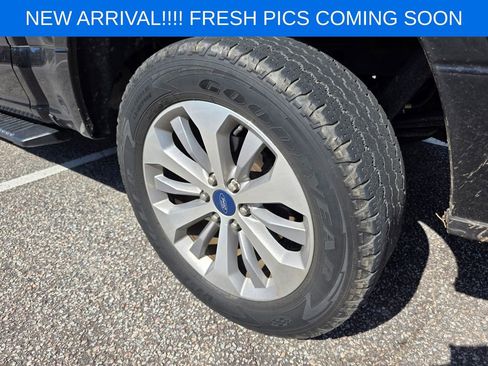 Used 2017 Ford F150 XL w/ Equipment Group 101A Mid image 7
