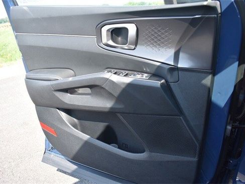 New 2025 Kia Sorento S image 31