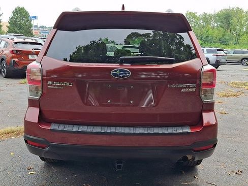 Used 2017 Subaru Forester 2.5i Premium AWD/4WD image 8