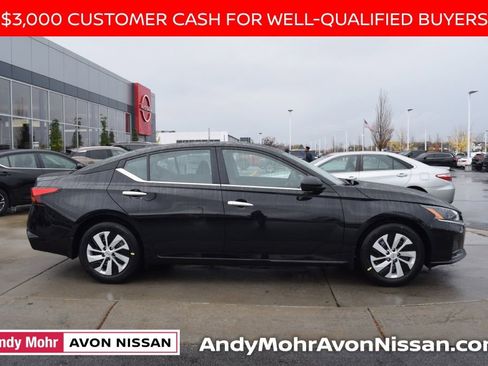 New 2025 Nissan Altima 2.5 S image 3