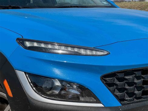 Used 2022 Hyundai Kona SEL image 3