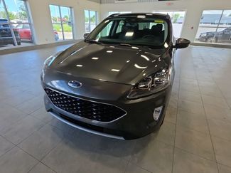 Used 2020 Ford Escape Titanium w/ Titanium Premium Package 2.0 AWD/4WD video 2