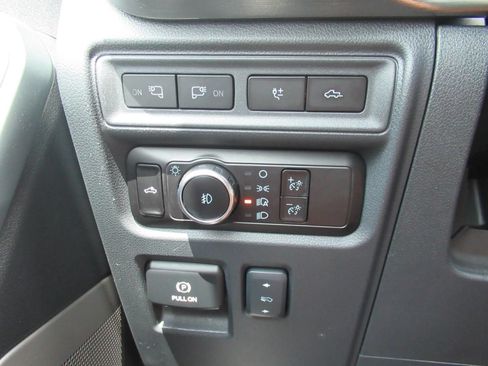 Used 2023 Ford F150 Lariat w/ Trailer Tow Package RWD image 22