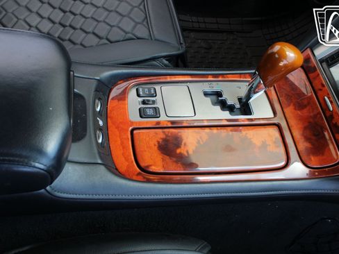 Used 2006 Lexus SC 430 Convertible RWD image 6