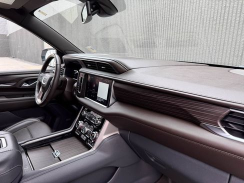 Used 2022 GMC Yukon Denali image 27