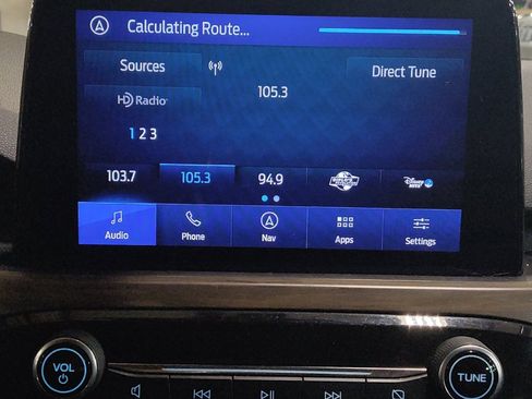Used 2020 Ford Escape Titanium AWD/4WD image 25
