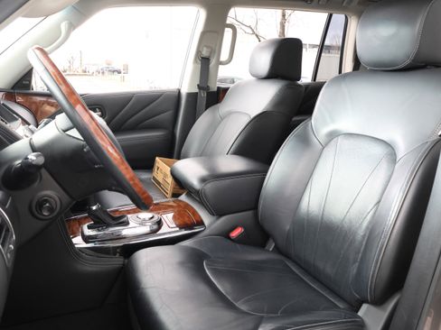 Used 2017 INFINITI QX80 2WD w/ Deluxe Technology Package image 35