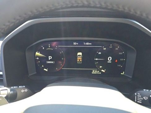 New 2025 Mitsubishi Outlander SE image 18