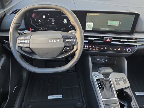 New 2026 Kia Sportage X-Line w/ X-Line Technology Package image 10
