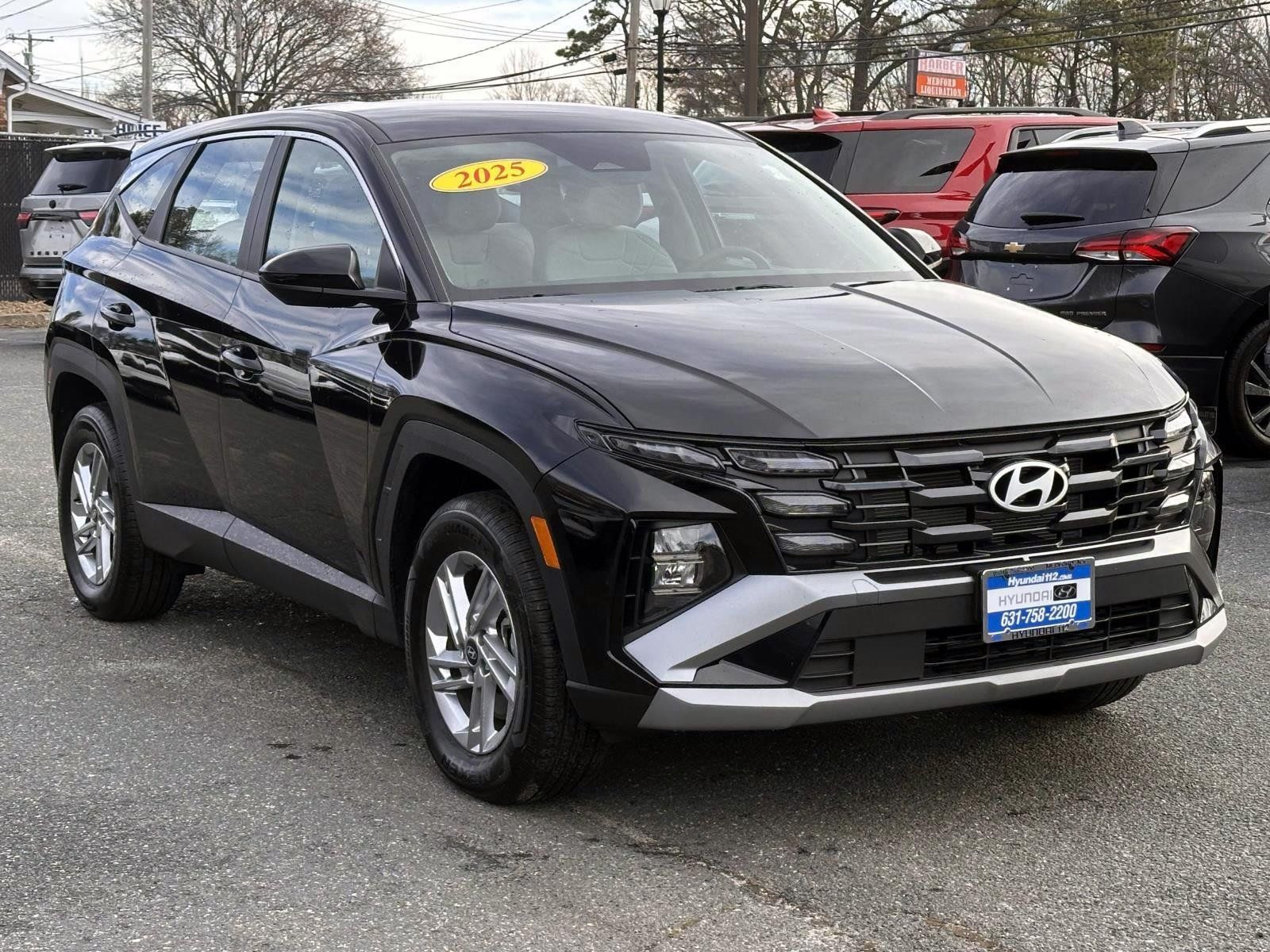 Used 2025 Hyundai Tucson SE AWD/4WD image 5