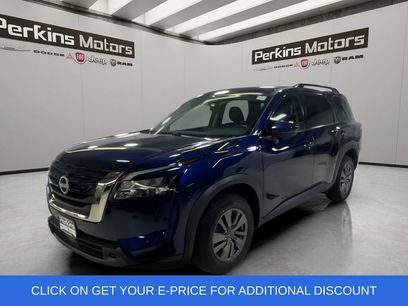 Used 2025 Nissan Pathfinder SV