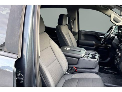 Used 2019 Chevrolet Silverado 1500 RST image 25