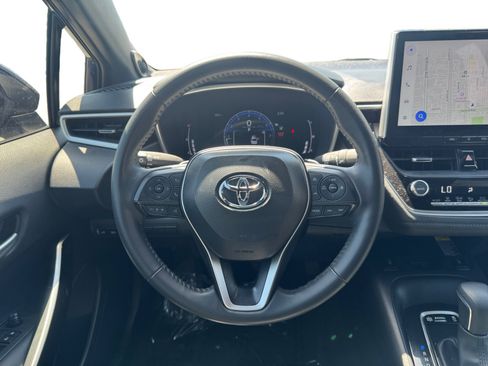 Used 2025 Toyota Corolla XSE FWD image 12