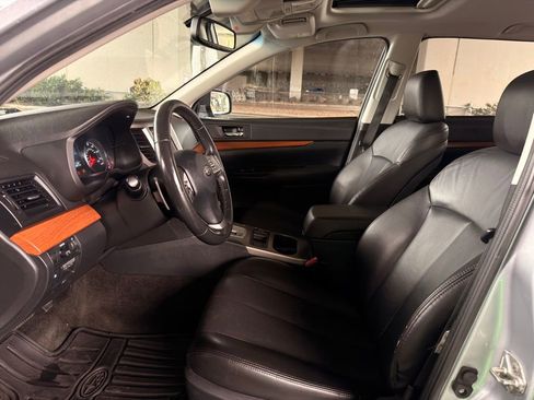 Used 2013 Subaru Outback 2.5i Limited image 19