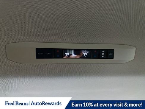 New 2026 Toyota Sienna XLE image 28