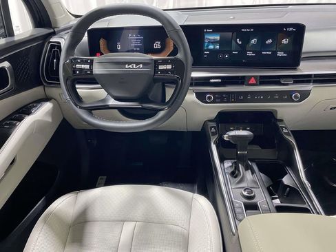 New 2026 Kia Sorento S AWD/4WD image 10