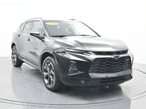 Used 2022 Chevrolet Blazer RS w/ Enhanced Convenience Package image 4