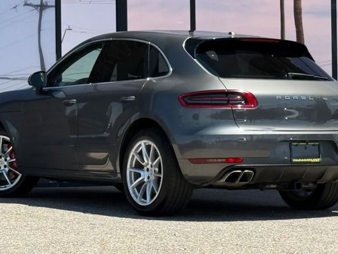 Used 2016 Porsche Macan Turbo AWD/4WD image 7