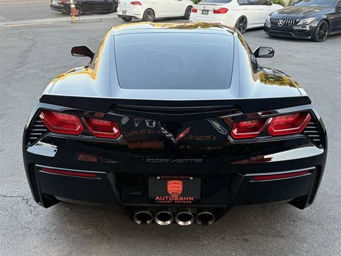 Used 2019 Chevrolet Corvette Stingray Coupe w/ Carbon Flash Badge Package RWD image 11