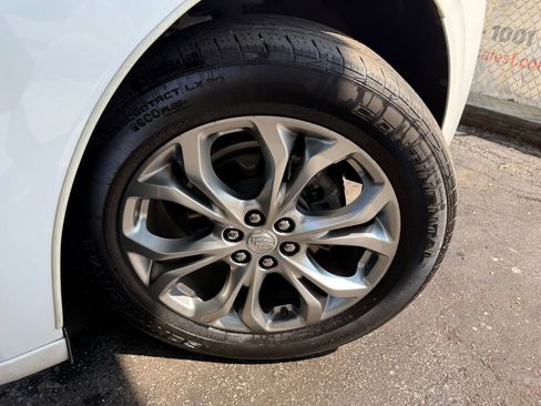 Used 2021 Buick Enclave Avenir w/ Avenir Technology Package image 54