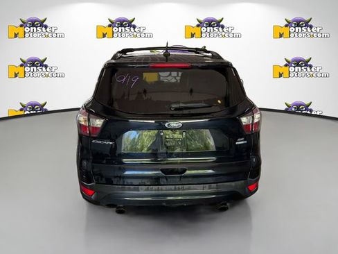 Used 2018 Ford Escape SE w/ SE SYNC Package AWD/4WD image 5