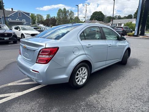Used 2018 Chevrolet Sonic LT FWD image 5