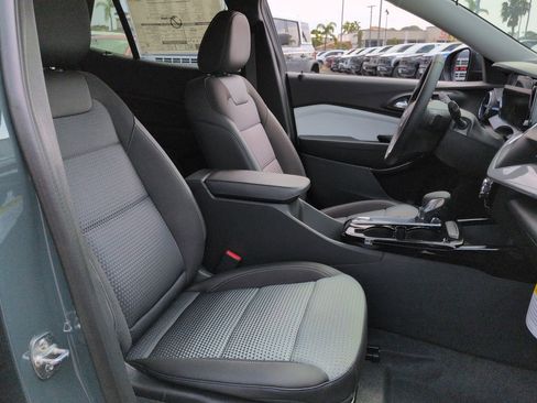 New 2026 Chevrolet Trax LT w/ Driver Confidence Package FWD image 29
