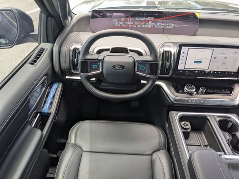 New 2026 Ford Expedition Platinum AWD/4WD image 19