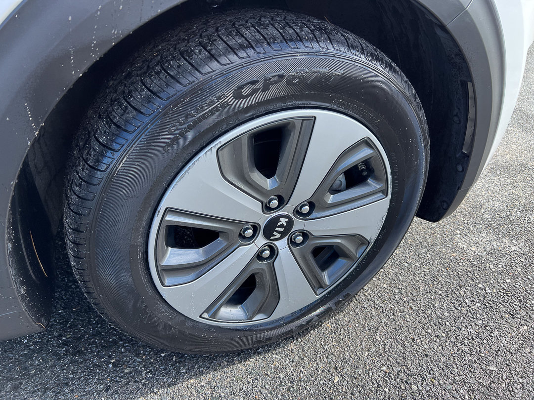 Used 2019 Kia Niro EX FWD image 11