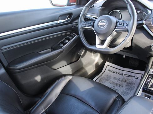 Used 2022 Nissan Altima 2.5 Platinum image 31