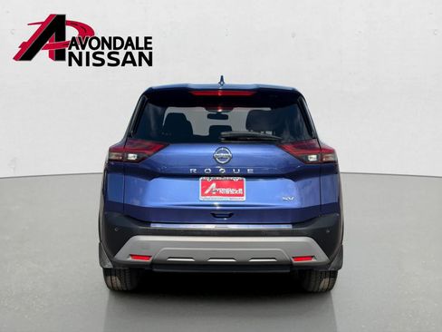 Used 2021 Nissan Rogue SV FWD image 5
