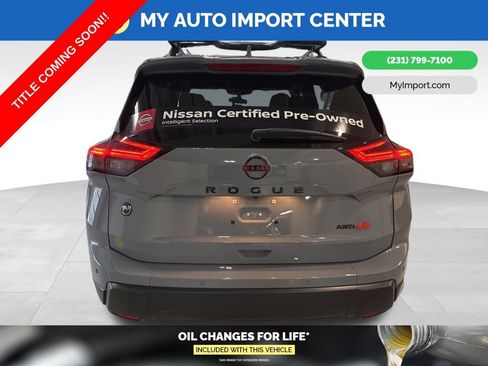 Certified 2025 Nissan Rogue SV image 6