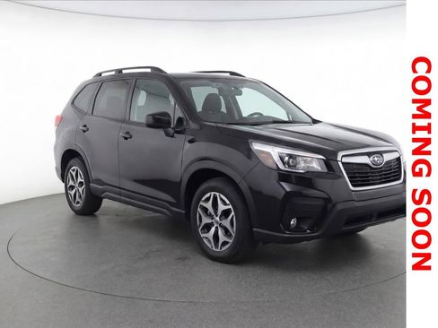 Used 2021 Subaru Forester Premium AWD/4WD image 3