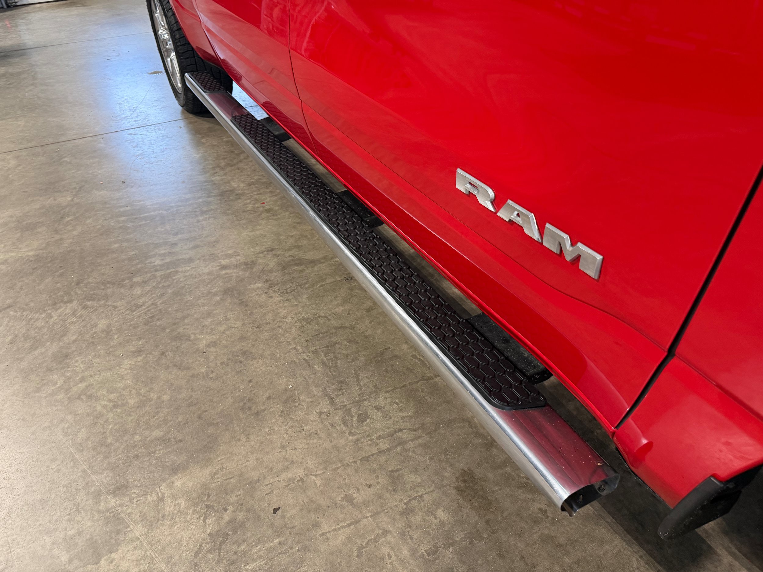 Used 2020 RAM 1500 Big Horn AWD/4WD image 11