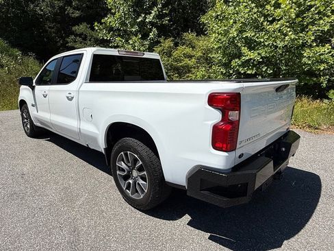 Used 2020 Chevrolet Silverado 1500 LT w/ Texas Edition AWD/4WD image 9