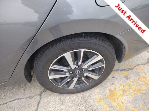 Used 2025 Nissan Versa SV FWD image 16