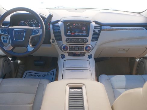 Used 2015 GMC Yukon XL Denali w/ Premium Package image 17