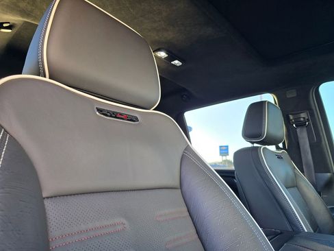 Used 2024 GMC Sierra 2500 AT4X image 15